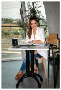 טלי לטי מחכה לך לפגישת ייעוץ אישית